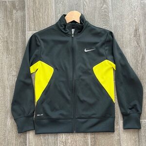 Nike Boys size medium full zip up jacket sweater in Gray Dri-fit